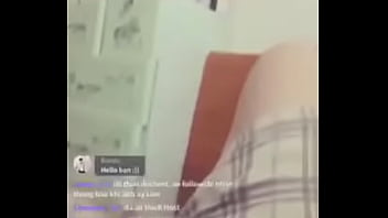 Hot Vietnamese Twink Flaunts His Tight Body