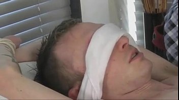 Aaron’s Steamy Massage Bed Encounter With A Jacked Stud