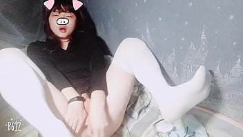 Shy Trap Masturbates Under Dorm Curtains