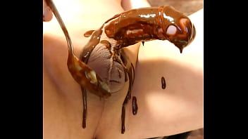 Hot Japanese Chef Makes Chocolate Banana Dessert