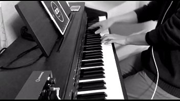 Japanese Fucking Piano Play!