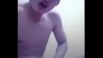 Hot Vietnamese Guys Sexting 2016