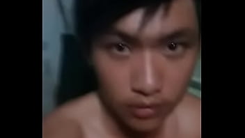 Hot Guy In District 4 Pleasures Himself
