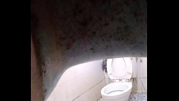 Secretly Filming A Hot Guy Jerking Off