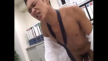 Asian Executive Gets A Hot Office Blowjob – Gayfuror.com