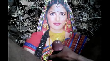 Hot Desi Boy Pays Tribute To Katrina Kaif