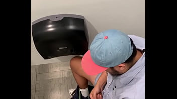 Gay Men’s Cruising Guide