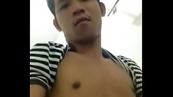 Gay Flaunts His Goods
