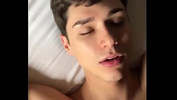 Brazilian Twinks Eagerly Sucking Big Cocks