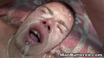 Raw Gay Passion: Filling Him Deep Inside